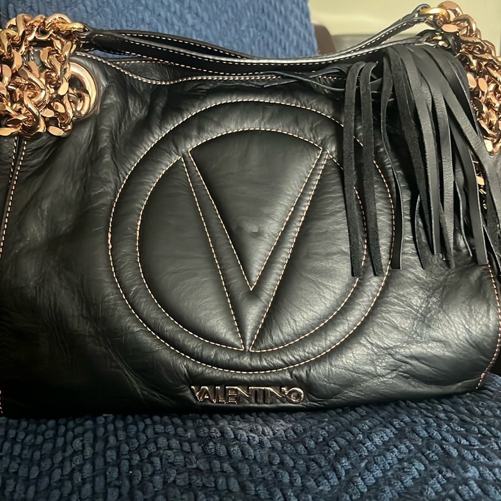 Luisa Black/Gold Shoulder Bag